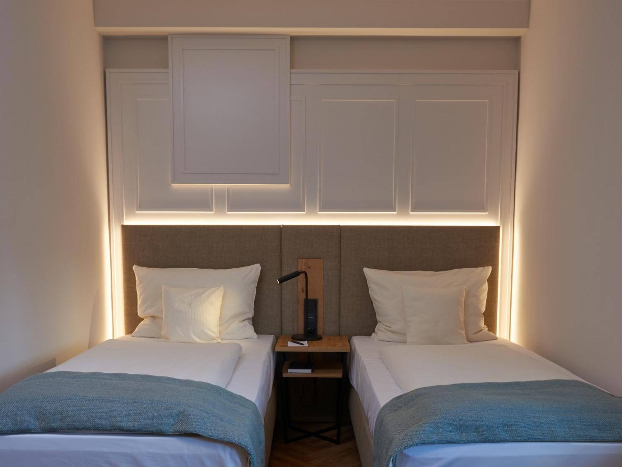 Economy Double Room,1584396374:JPEG